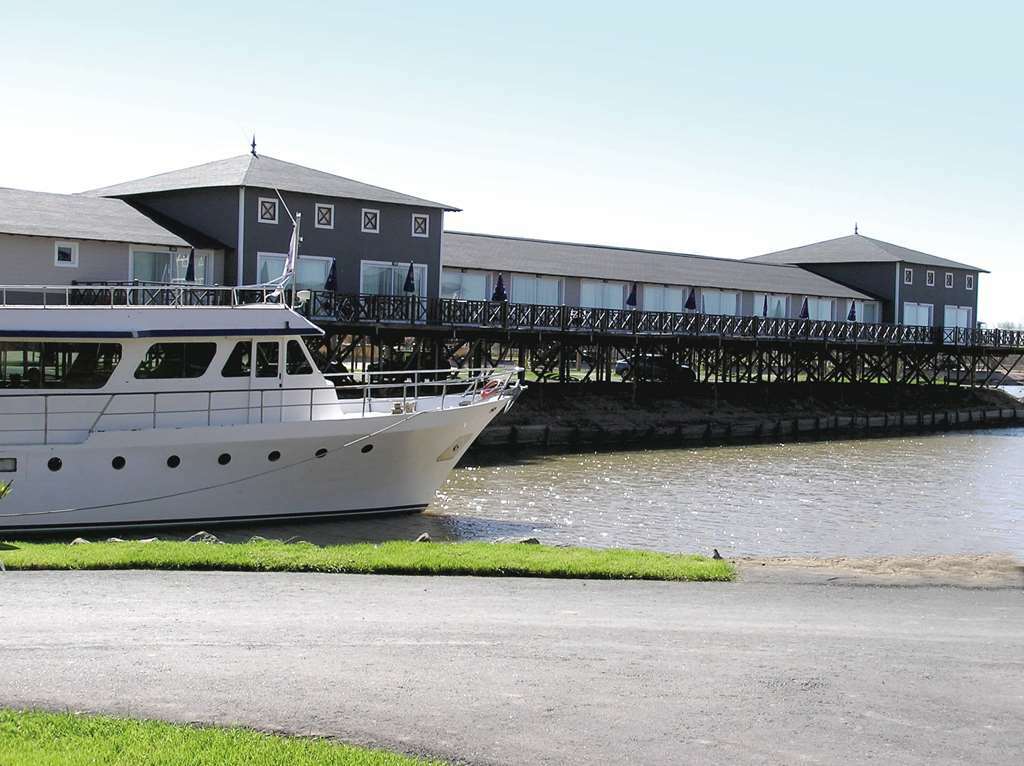 Howard Johnson Marinas & Resort San Pedro  Exterior foto